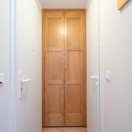 Moderne In Mit Balkon, Wlan Und Ahoi-rabatt Apartment *