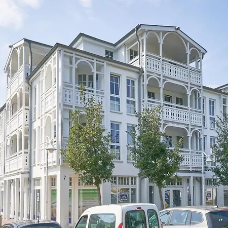 Moderne In Mit Balkon, Wlan Und Ahoi-rabatt Apartment